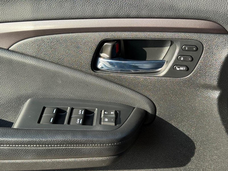 Honda Passport Vehicle Full-screen Gallery Image 24