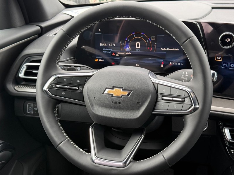 Chevrolet Traverse Vehicle Full-screen Gallery Image 8