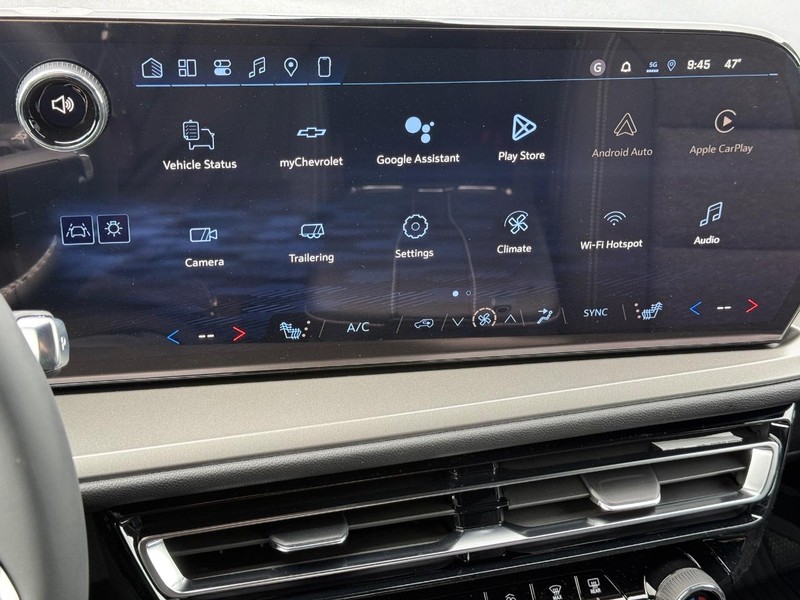 Chevrolet Traverse Vehicle Full-screen Gallery Image 12