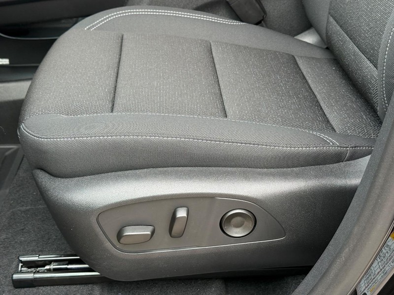 Chevrolet Traverse Vehicle Full-screen Gallery Image 17