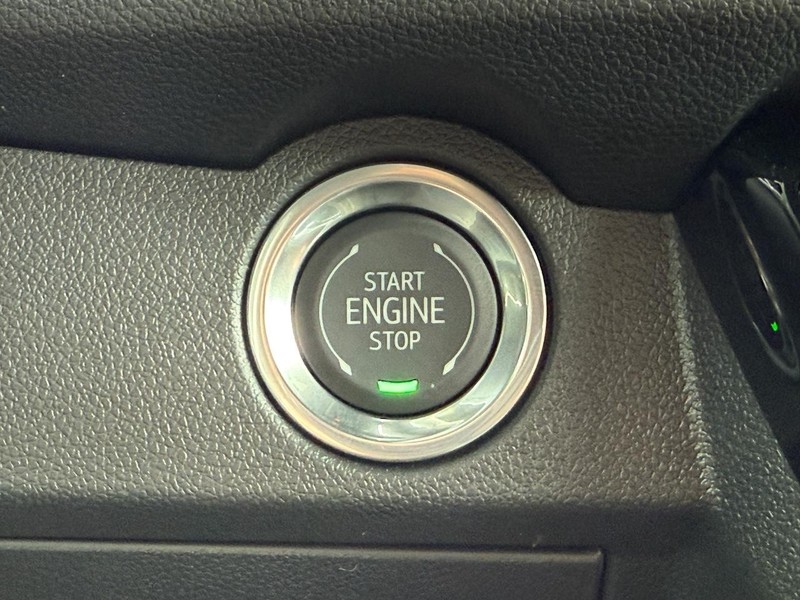 Chevrolet Traverse Vehicle Full-screen Gallery Image 11