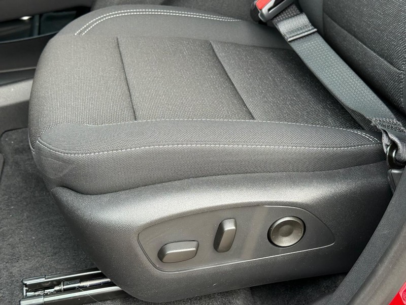 Chevrolet Traverse Vehicle Full-screen Gallery Image 17