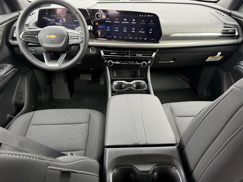 Chevrolet Traverse Vehicle Full-screen Gallery Image 7