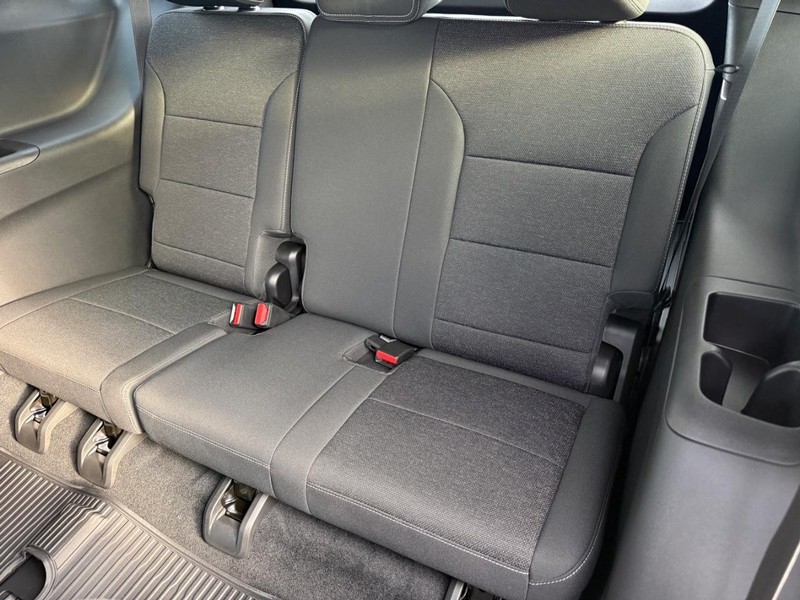 Chevrolet Traverse Vehicle Full-screen Gallery Image 5