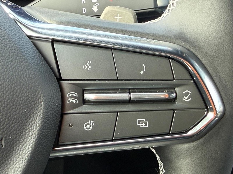 Chevrolet Traverse Vehicle Full-screen Gallery Image 10