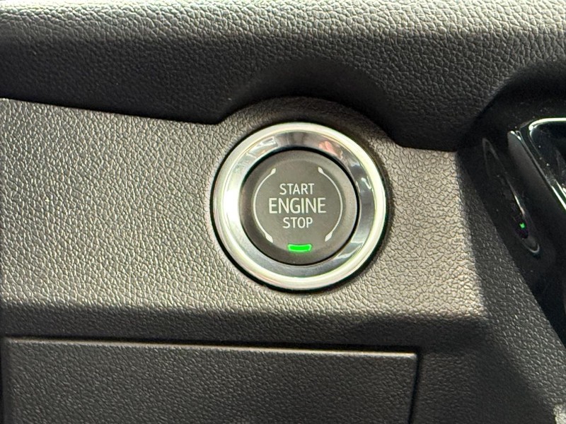 Chevrolet Traverse Vehicle Full-screen Gallery Image 12