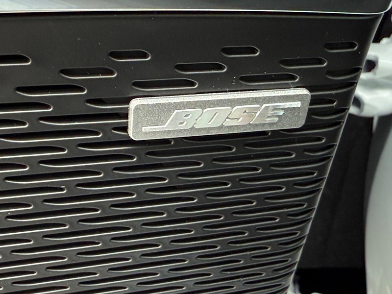 Chevrolet Traverse Vehicle Full-screen Gallery Image 17