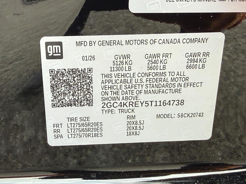 Chevrolet Silverado 2500HD Vehicle Full-screen Gallery Image 21