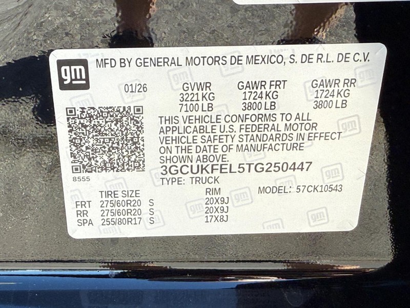 Chevrolet Silverado 1500 Vehicle Full-screen Gallery Image 21