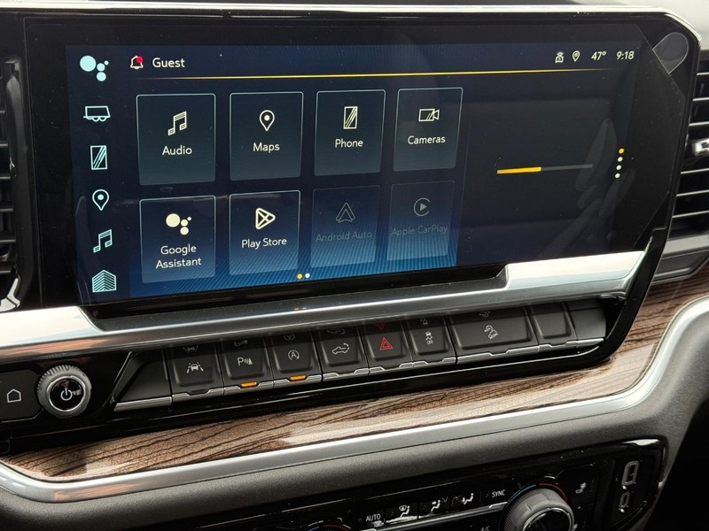 Chevrolet Silverado 1500 Vehicle Full-screen Gallery Image 10