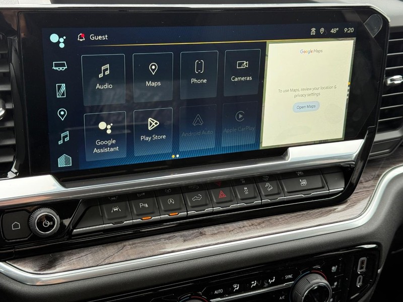 Chevrolet Silverado 1500 Vehicle Full-screen Gallery Image 12