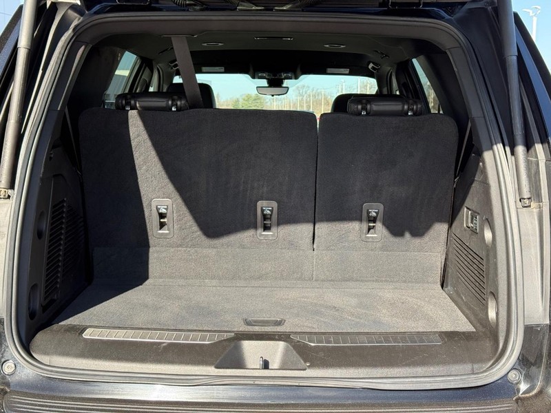 Chevrolet Tahoe Vehicle Full-screen Gallery Image 6