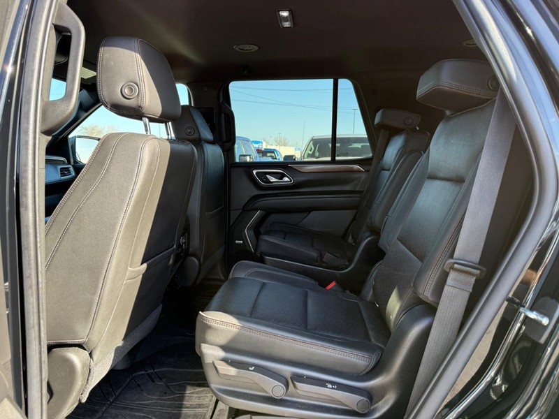 Chevrolet Tahoe Vehicle Full-screen Gallery Image 11