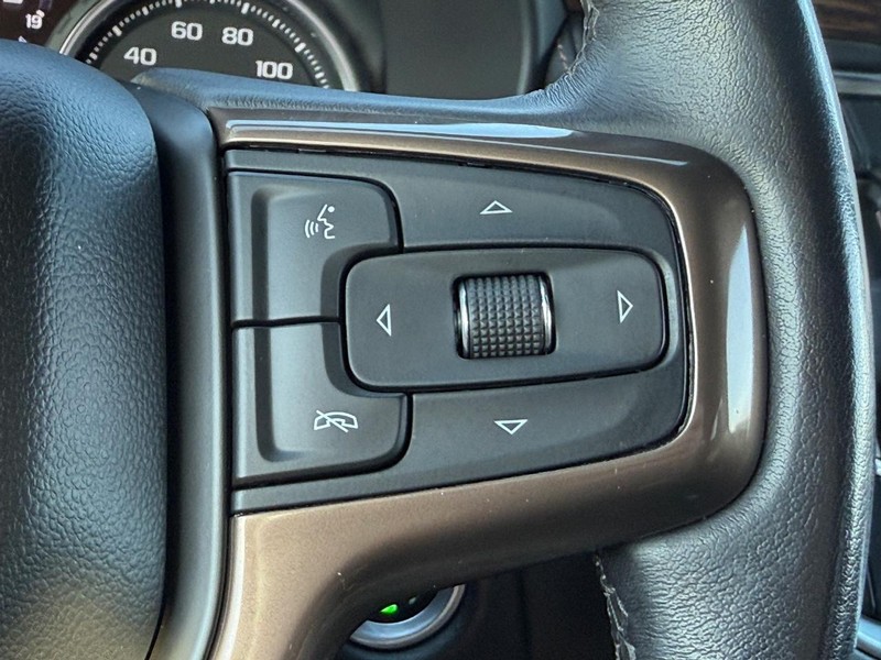 Chevrolet Tahoe Vehicle Full-screen Gallery Image 16