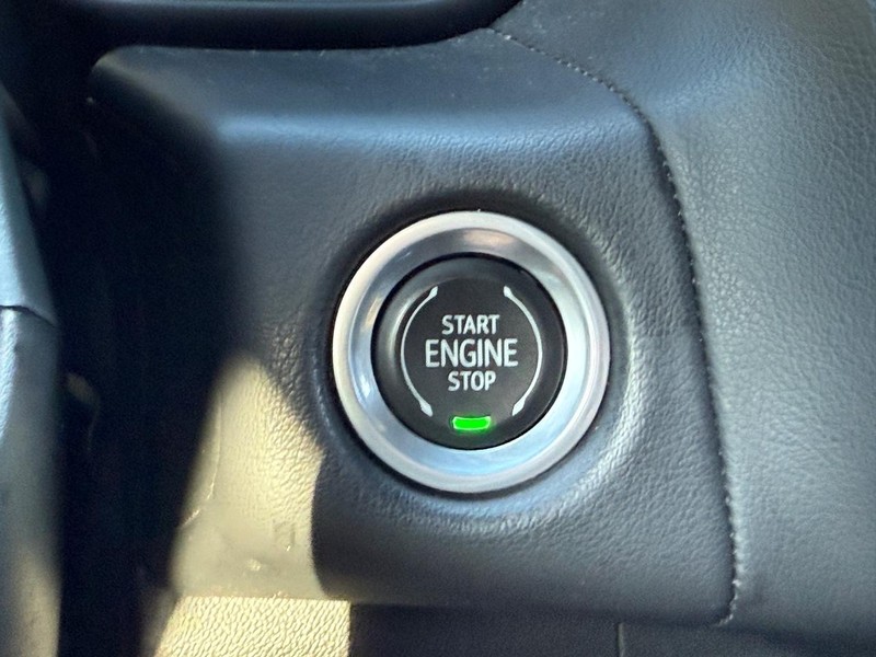 Chevrolet Tahoe Vehicle Full-screen Gallery Image 17