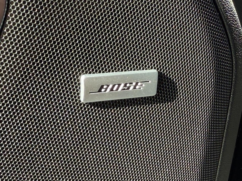 Chevrolet Tahoe Vehicle Full-screen Gallery Image 26