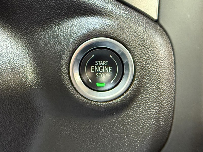 Chevrolet Silverado 1500 Vehicle Full-screen Gallery Image 15