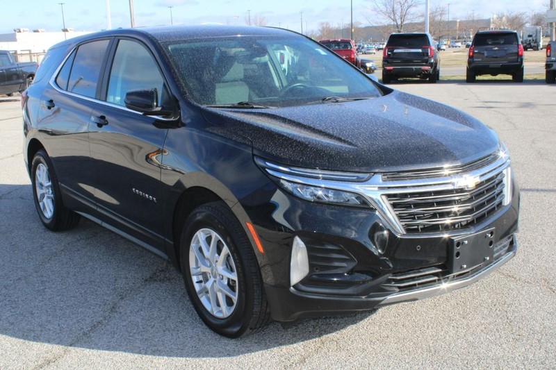 Chevrolet Equinox Vehicle Full-screen Gallery Image 8