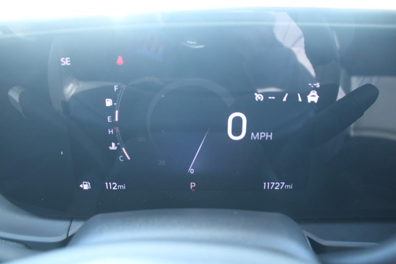 Buick Envista Vehicle Full-screen Gallery Image 17