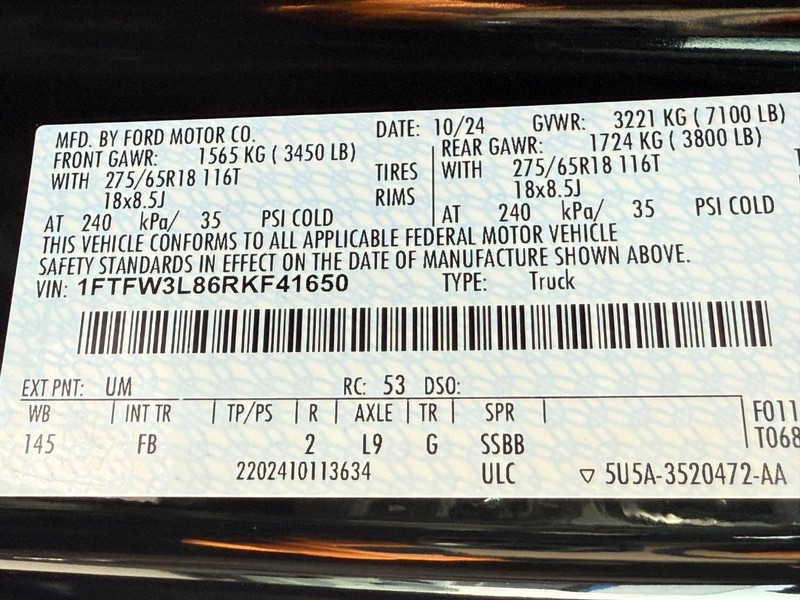 Ford F-150 Vehicle Full-screen Gallery Image 28