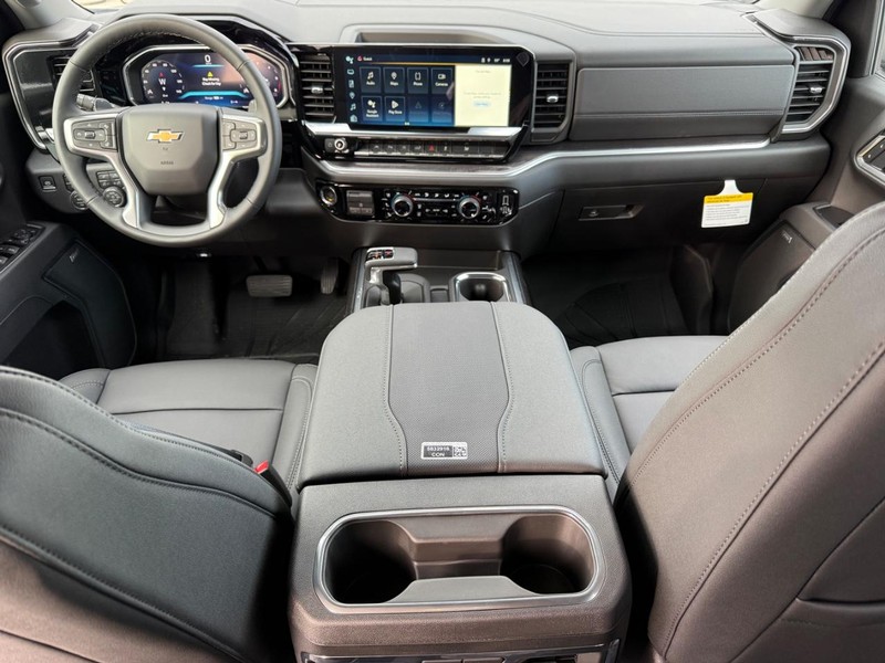 Chevrolet Silverado 1500 Vehicle Full-screen Gallery Image 7