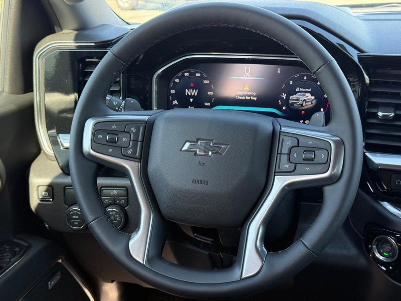 Chevrolet Silverado 1500 Vehicle Full-screen Gallery Image 7