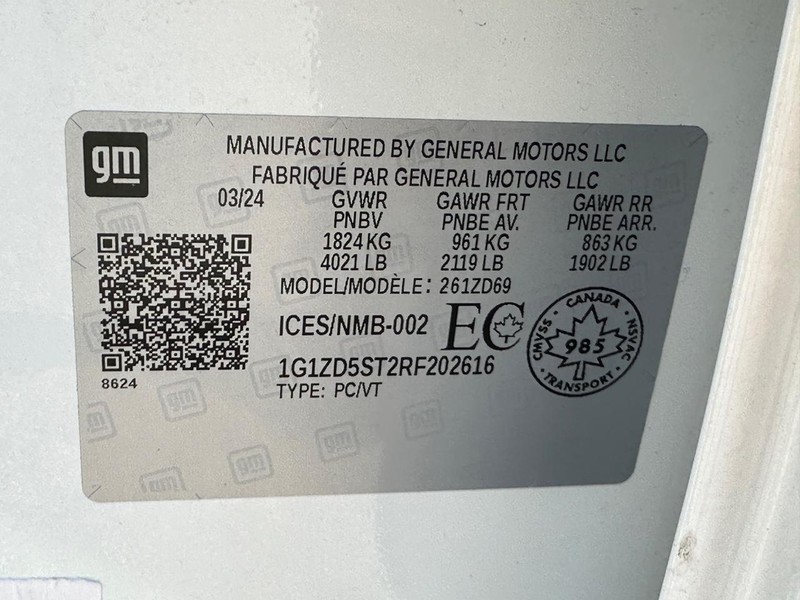 Chevrolet Malibu Vehicle Full-screen Gallery Image 24