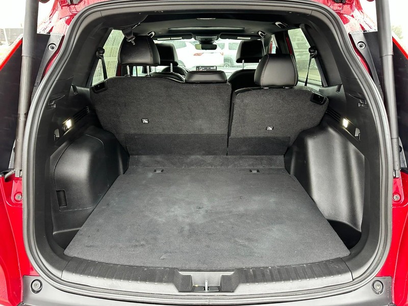 Honda CR-V Hybrid Vehicle Full-screen Gallery Image 5