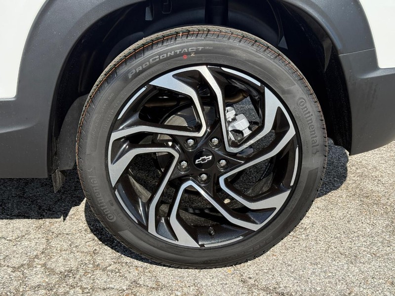 Chevrolet TrailBlazer Vehicle Full-screen Gallery Image 4