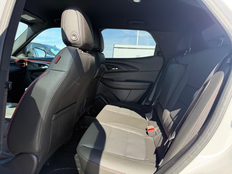 Chevrolet TrailBlazer Vehicle Full-screen Gallery Image 5