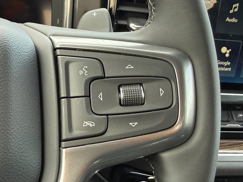 Chevrolet Silverado 1500 Vehicle Full-screen Gallery Image 9