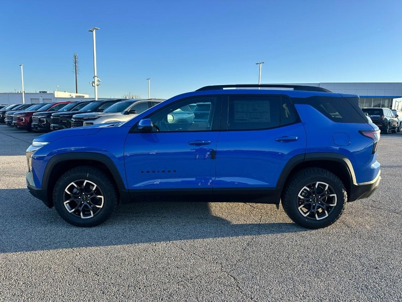 Chevrolet Equinox Vehicle Full-screen Gallery Image 2