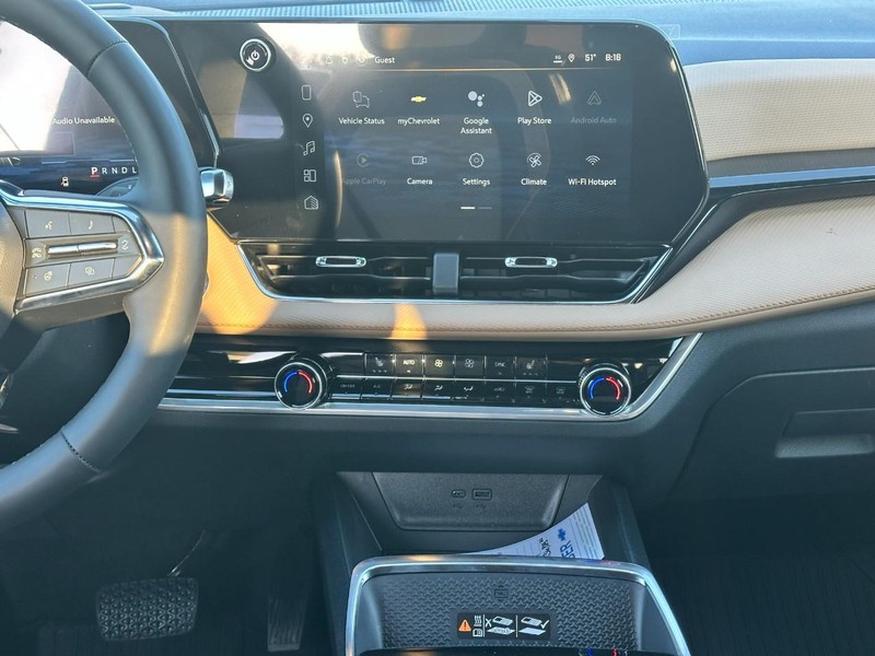 Chevrolet Equinox Vehicle Full-screen Gallery Image 7