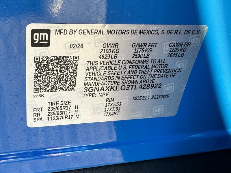 Chevrolet Equinox Vehicle Full-screen Gallery Image 15