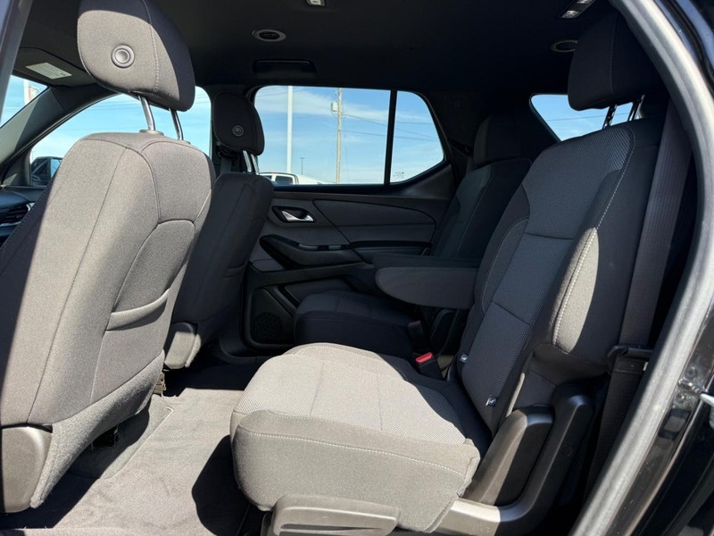 Chevrolet Traverse Vehicle Full-screen Gallery Image 11
