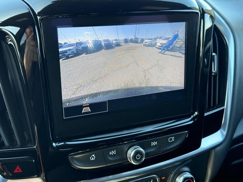 Chevrolet Traverse Vehicle Full-screen Gallery Image 18