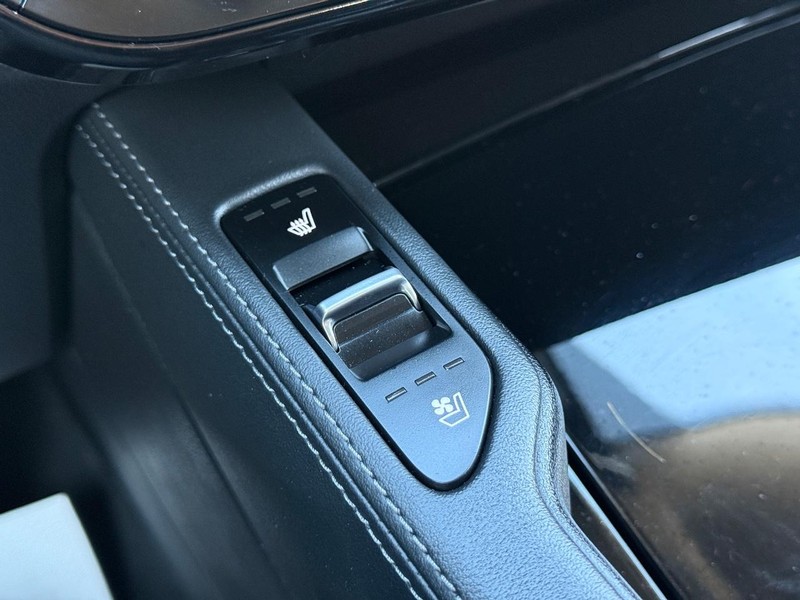 Kia Telluride Vehicle Full-screen Gallery Image 21