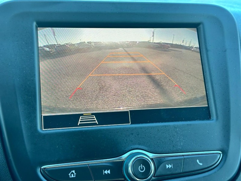 Chevrolet Equinox Vehicle Full-screen Gallery Image 21