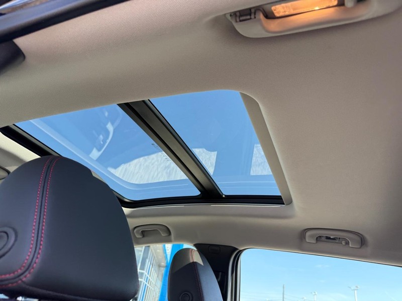 Chevrolet Bolt Vehicle Full-screen Gallery Image 6