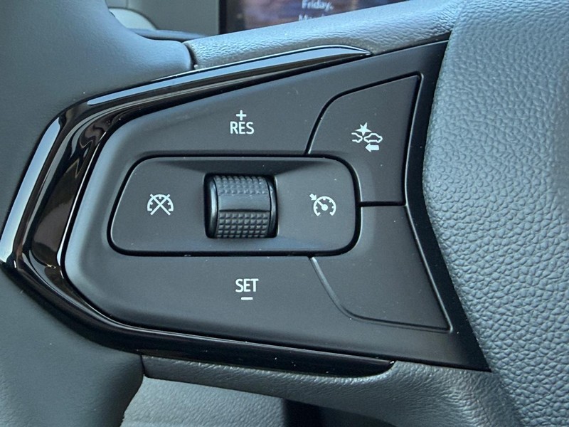 Chevrolet Bolt Vehicle Full-screen Gallery Image 9