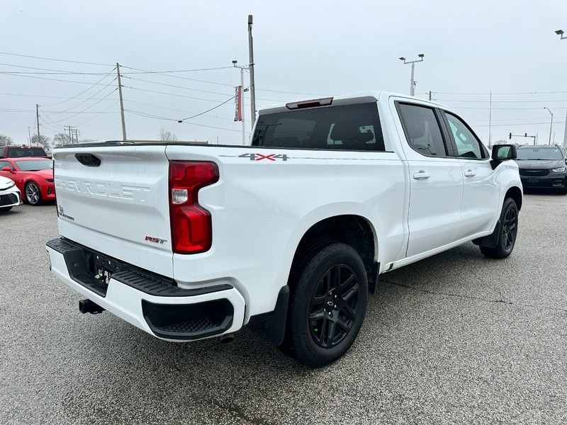 Chevrolet Silverado 1500 Vehicle Full-screen Gallery Image 6