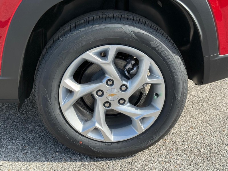 Chevrolet Trax Vehicle Full-screen Gallery Image 4