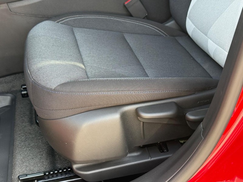 Chevrolet Trax Vehicle Full-screen Gallery Image 16