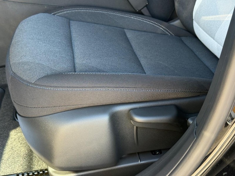 Chevrolet Trax Vehicle Full-screen Gallery Image 16