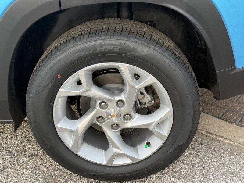 Chevrolet Trax Vehicle Full-screen Gallery Image 4