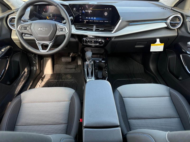 Chevrolet Trax Vehicle Full-screen Gallery Image 6