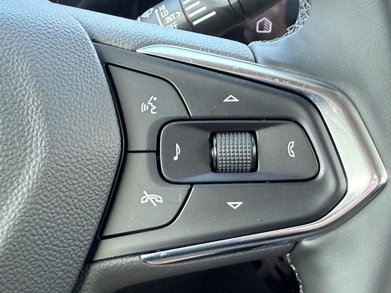 Chevrolet Trax Vehicle Full-screen Gallery Image 9