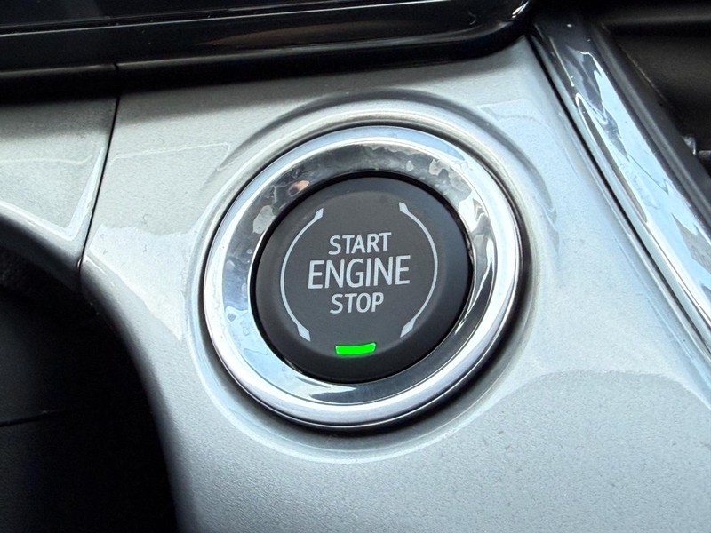 Chevrolet Trax Vehicle Full-screen Gallery Image 10