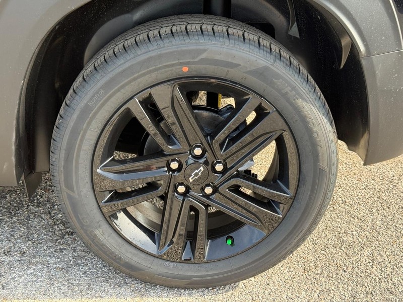 Chevrolet TrailBlazer Vehicle Full-screen Gallery Image 4