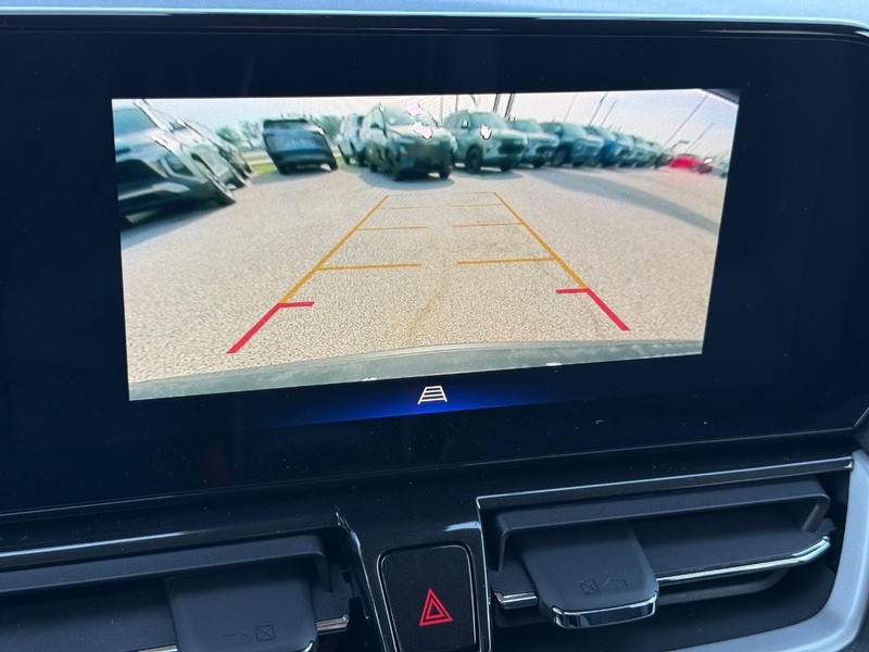 Chevrolet TrailBlazer Vehicle Full-screen Gallery Image 12